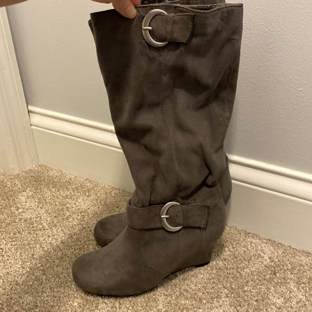 Aldo gray suede wedge boots. Size 7.